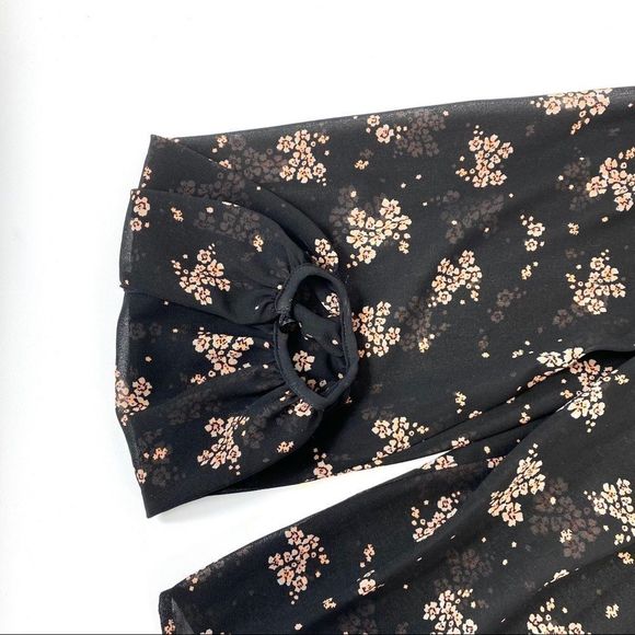 1.State Black Lace Inset Ditsy Floral Top NWT - M - Picture 11 of 16